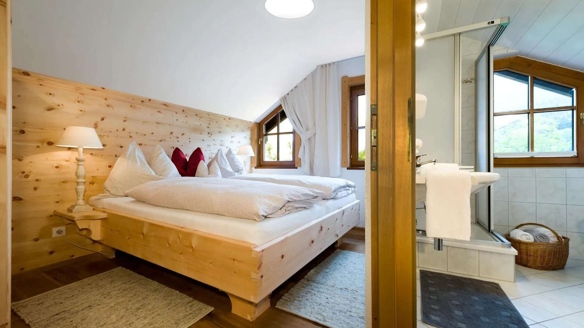 Kasperhof Appartements Innsbruck Top 1 - 5 Apartment